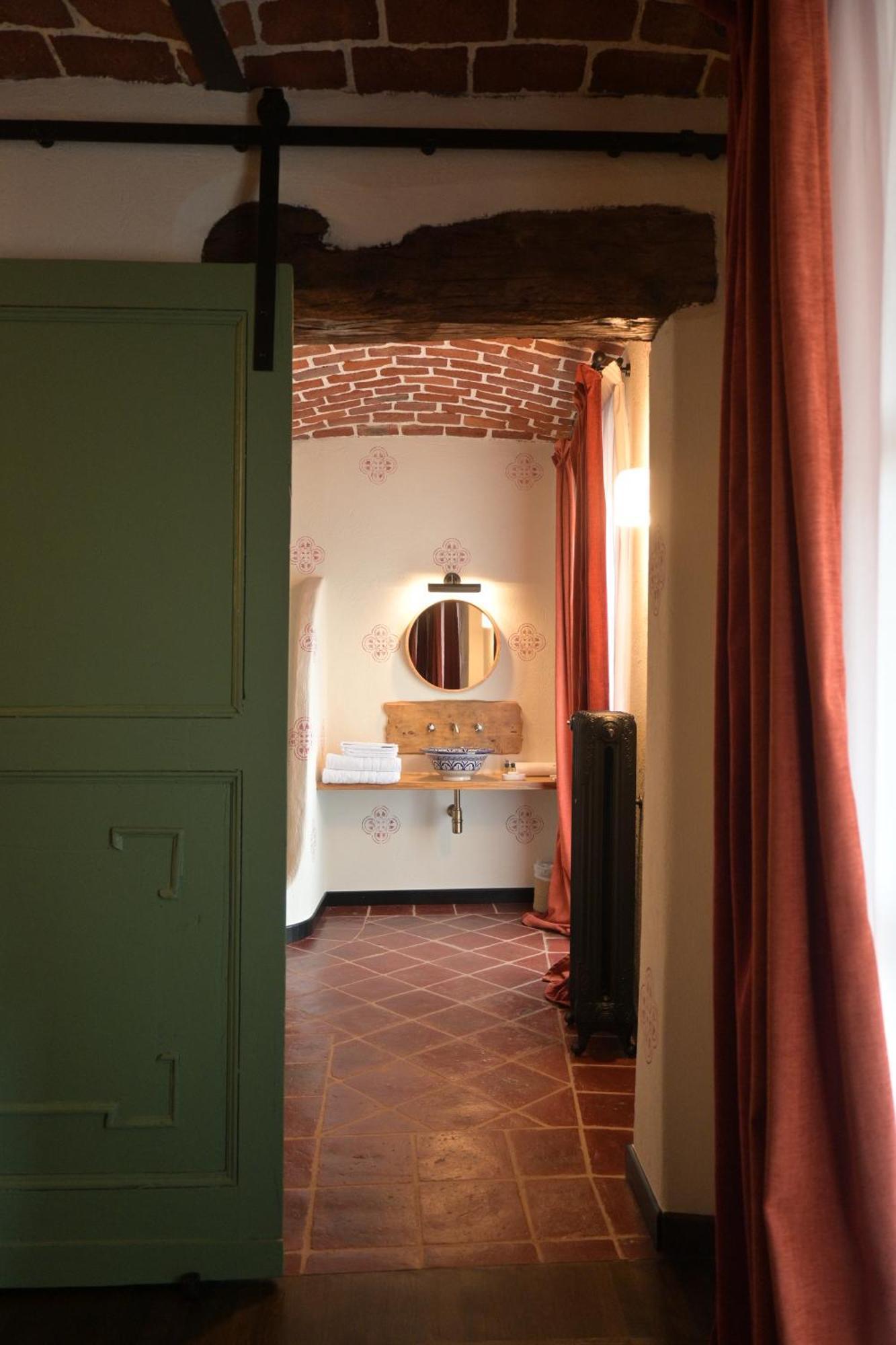 Castelnuovo Don Bosco Relais Conac 1888 - Luxury B&B - Adults Only מראה חיצוני תמונה