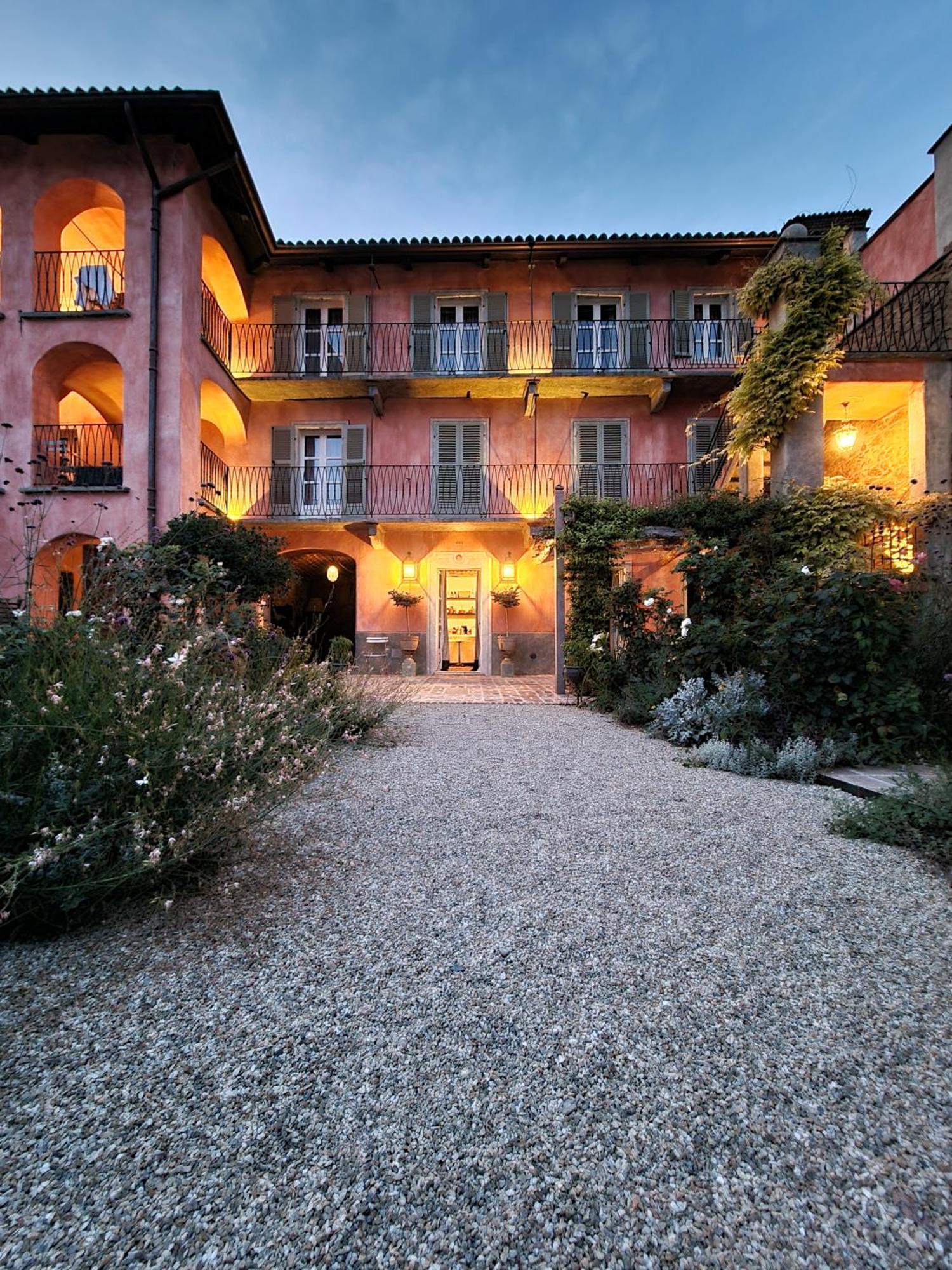 Castelnuovo Don Bosco Relais Conac 1888 - Luxury B&B - Adults Only מראה חיצוני תמונה