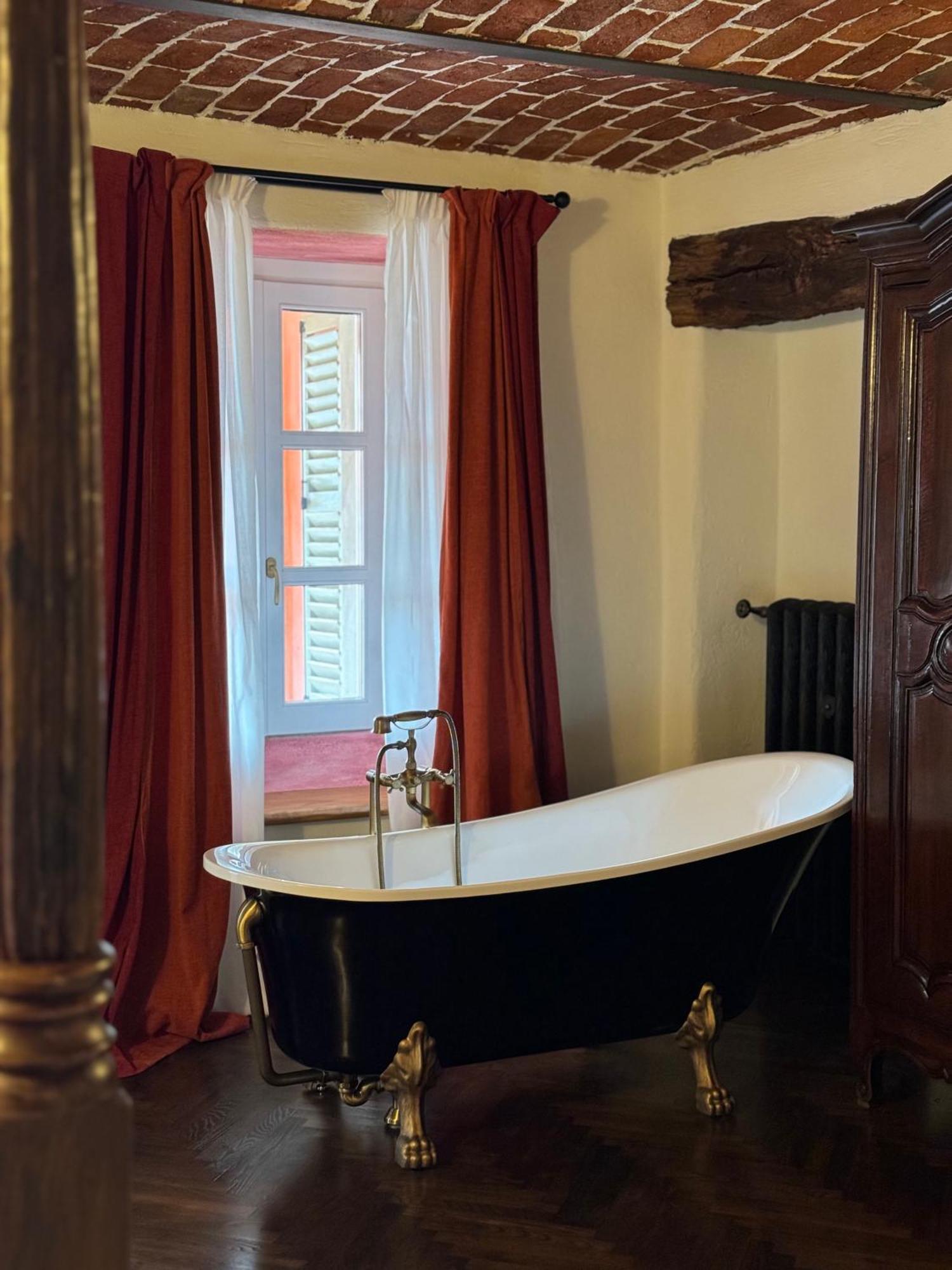 Castelnuovo Don Bosco Relais Conac 1888 - Luxury B&B - Adults Only מראה חיצוני תמונה